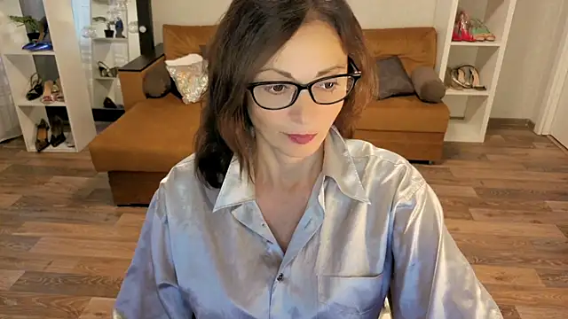 CaringSophie online show from 9, 11, 2025