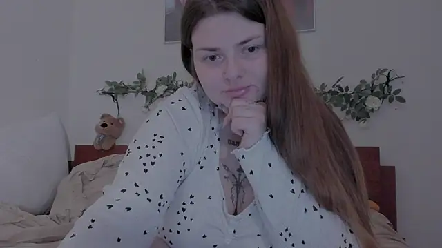 Eva Shameless online show from 9, 11, 2025