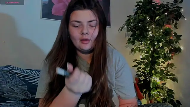 Snapshot of Eva_Shameless chatting on 13, 12, 2024 Eva Shameless online show from 13, 12, 2024
