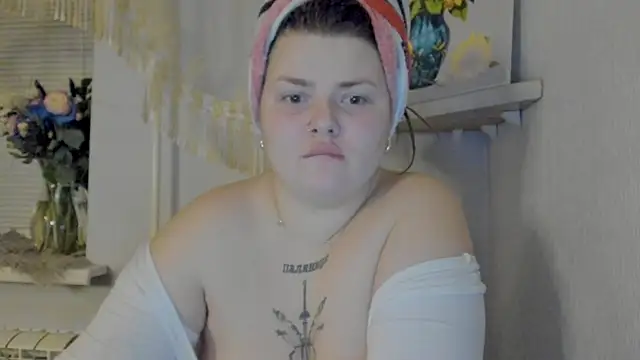Snapshot of Eva_Shameless chatting on 2, 2, 2025 Eva Shameless online show from 2, 2, 2025