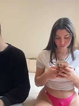 couplepenetration online show from 1, 3, 2026