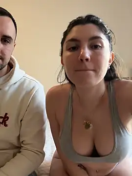 couplepenetration online show from 18, 2, 2026