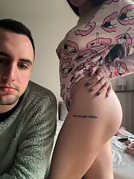 couplepenetration online show from 20, 1, 2025