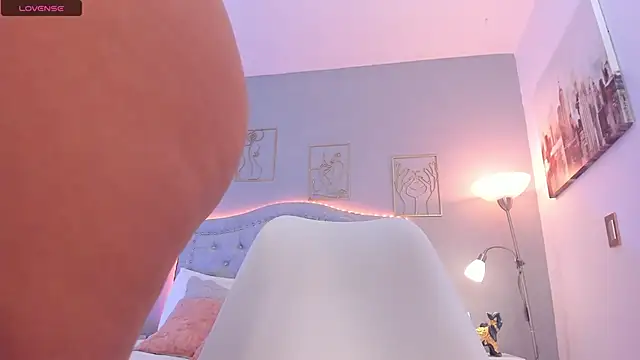 KylaMorrison online show from 7, 1, 2026