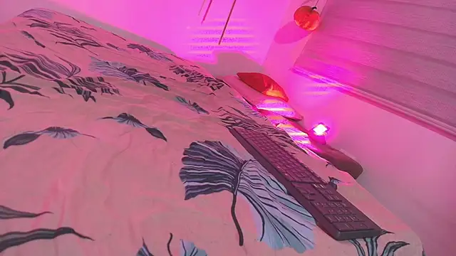 emyli sw  online show from 26, 10, 2025