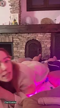 pisswhorelana online show from 20, 1, 2025
