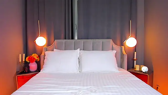 AdoraLynn online show from 16, 11, 2025