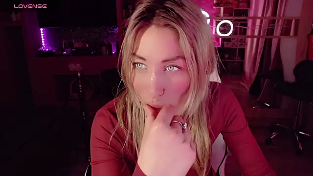 AnnieGOld  online show from 20, 4, 2026