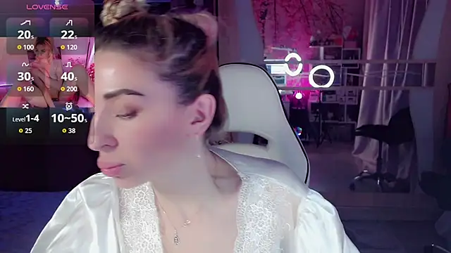 AnnieGOld  online show from 21, 12, 2025