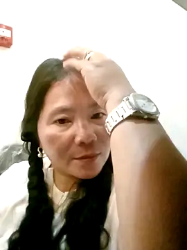 hotpusie 4u online show from 2, 5, 2026