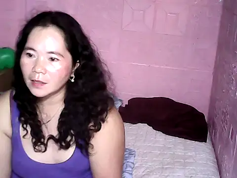 hotpusie 4u online show from 20, 9, 2025