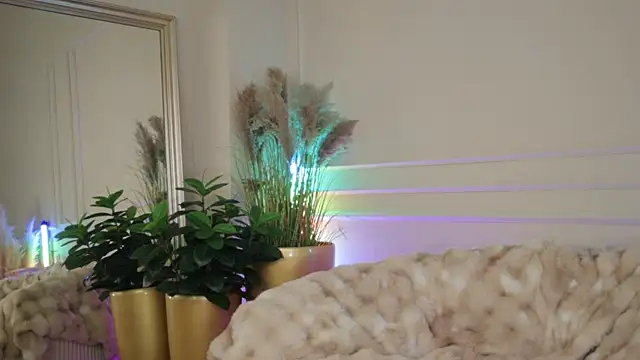 Anais Bloom online show from 21, 4, 2026