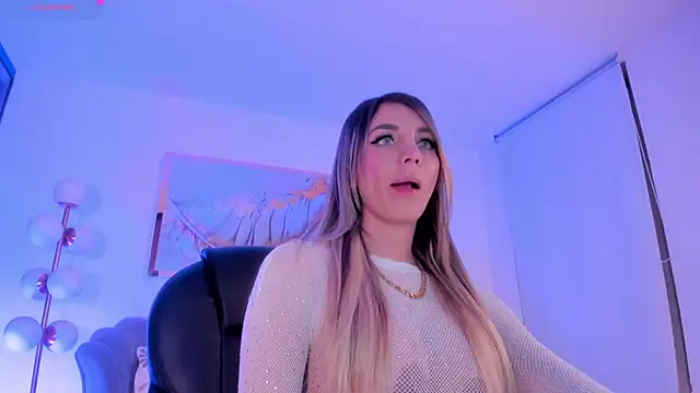 ZoePresleyX online show from 12, 11, 2025