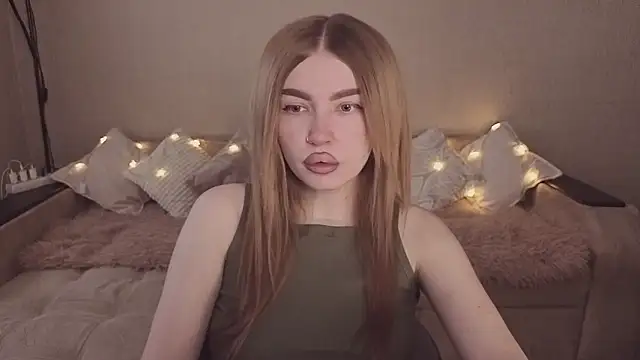 ViolettaLopez online show from 2, 4, 2026