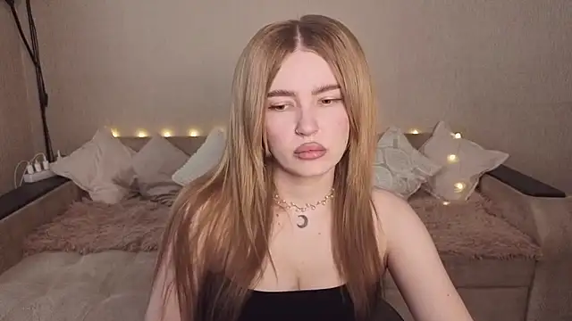 Snapshot of ViolettaLopez chatting on 16, 6, 2026 ViolettaLopez online show from 16, 6, 2026