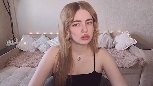 ViolettaLopez online show from 27, 6, 2026