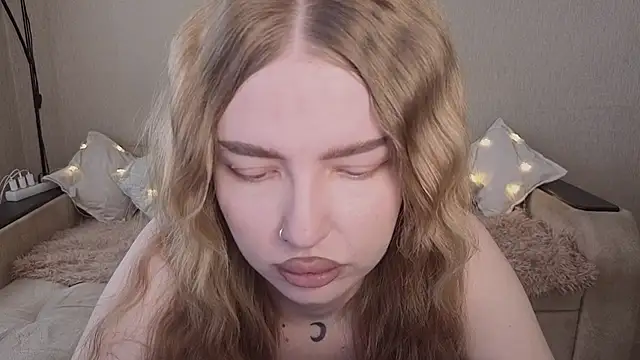 ViolettaLopez online show from 27, 4, 2026