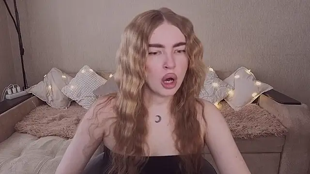 ViolettaLopez online show from 21, 4, 2026