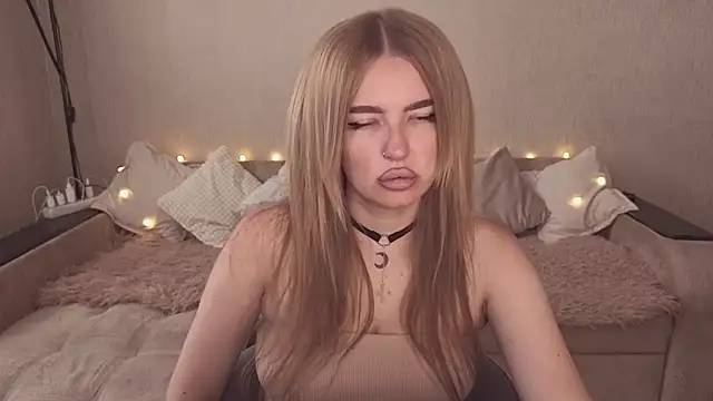 ViolettaLopez online show from 26, 7, 2026