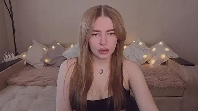 ViolettaLopez online show from 10, 4, 2026