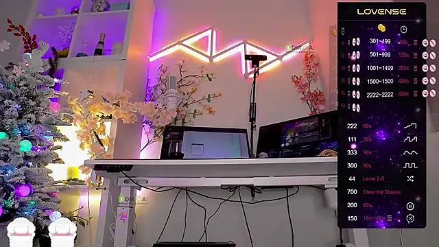 Elena-Marilyn online show from 14, 1, 2026