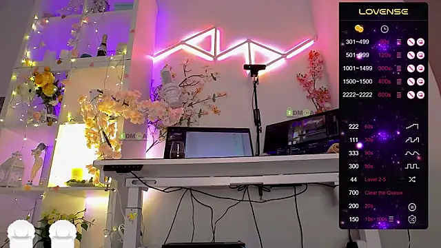 Elena-Marilyn online show from 3, 3, 2026