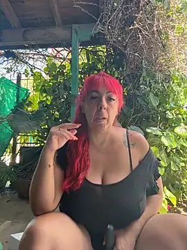 sofy alone online show from 24, 11, 2025