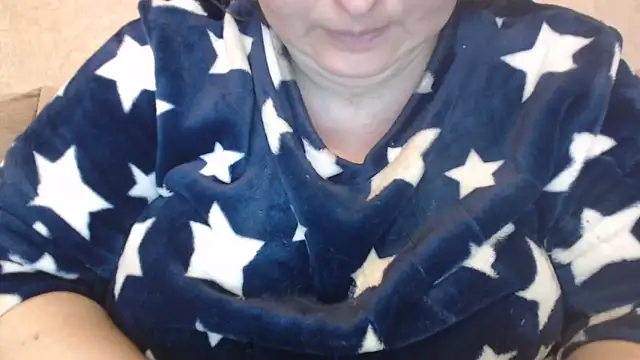 Amy August online show from 12, 2, 2026