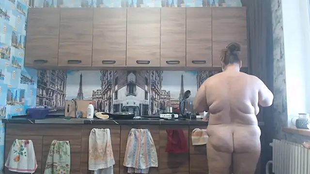 Amy August online show from 4, 3, 2026