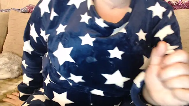 Amy August online show from 17, 12, 2025