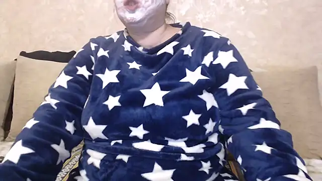 Amy August online show from 14, 11, 2025