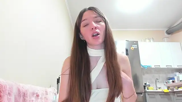 Naughty Molly online show from 3, 4, 2026