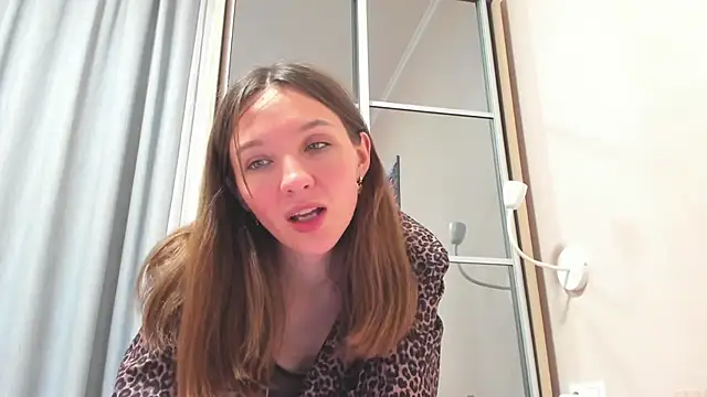 Snapshot of Naughty_Molly chatting on 31, 5, 2026 Naughty Molly online show from 31, 5, 2026