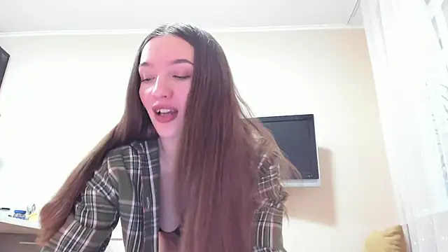 Naughty Molly online show from 4, 3, 2026