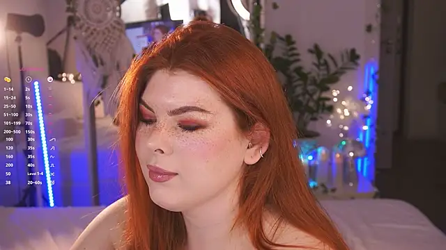 Ffoxyflame online show from 4, 3, 2025