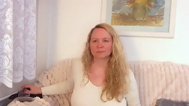 Sarah4you online show from 12, 2, 2025