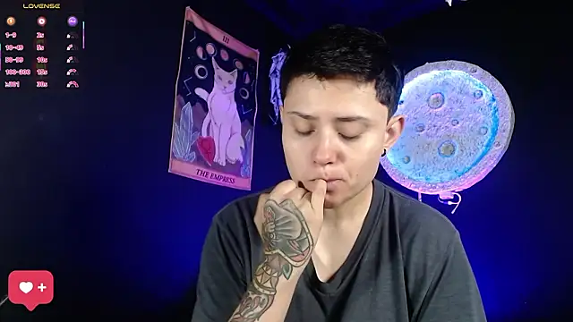 girl intense444 online show from 10, 2, 2026