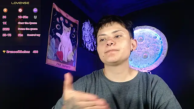 girl intense444 online show from 5, 1, 2026