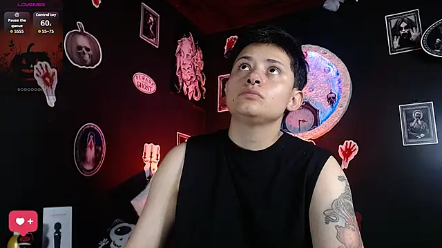 girl intense444 online show from 28, 10, 2025