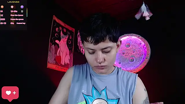 girl intense444 online show from 5, 4, 2026