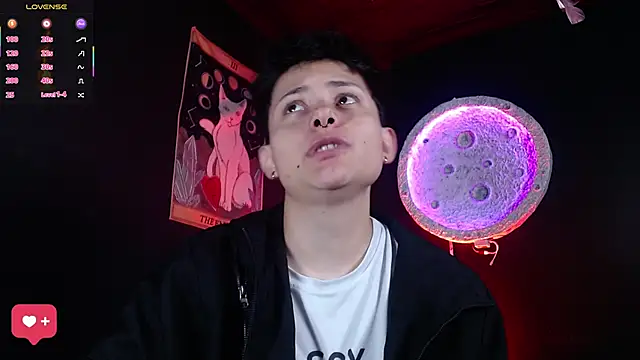 girl intense444 online show from 14, 4, 2026