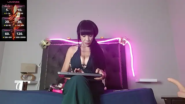 CharlotteLemke online show from 10, 2, 2026