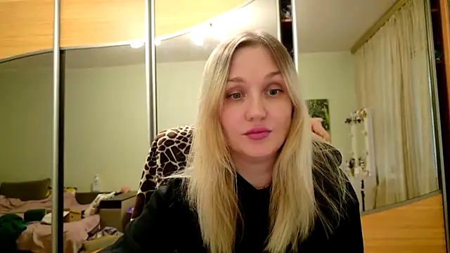 ModelEva online show from 23, 4, 2026