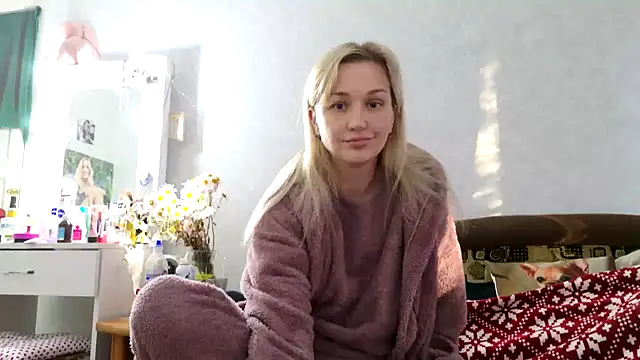 Snapshot of ModelEva chatting on 31, 10, 2025 ModelEva online show from 31, 10, 2025