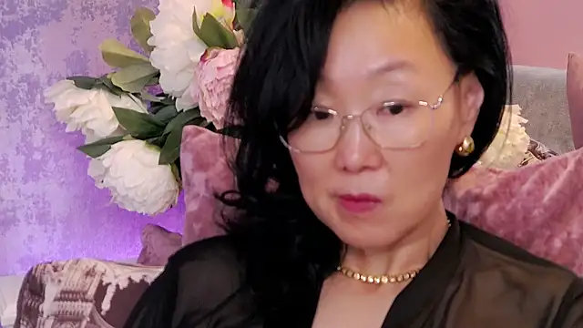 Asian legs online show from 21, 2, 2026