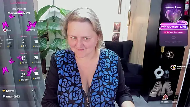 ScarlettSoft online show from 11, 7, 2026