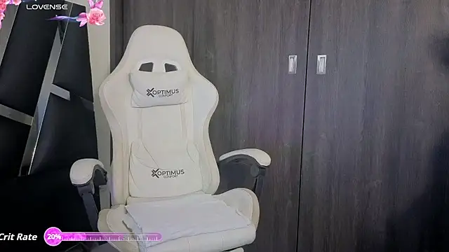 Snapshot of Katy_Randy chatting on 3, 11, 2025 Katy Randy online show from 3, 11, 2025