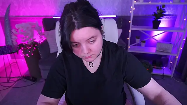 LittleShyy online show from 7, 3, 2026