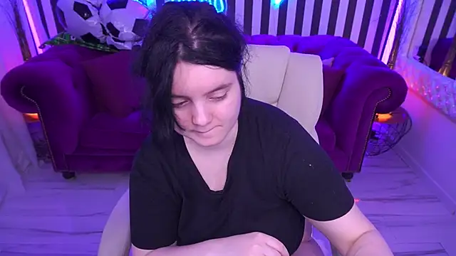 LittleShyy online show from 9, 7, 2026