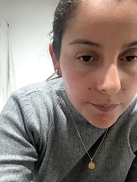 hannyrose  online show from 7, 10, 2025